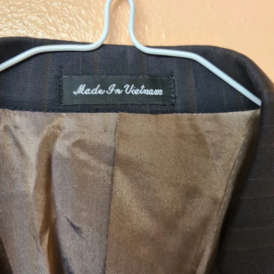 Perry Ellis Suit Black 2 Piece Wool Silk Blend Jacket 40R Trousers 34W 29L  - Image 3 of 4