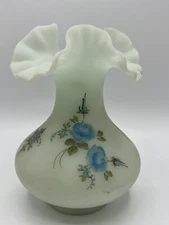 VINTAGE FENTON HAND PAINTED SIGNED HART VASE RUFFLE BLUE ROSES 7” TALL