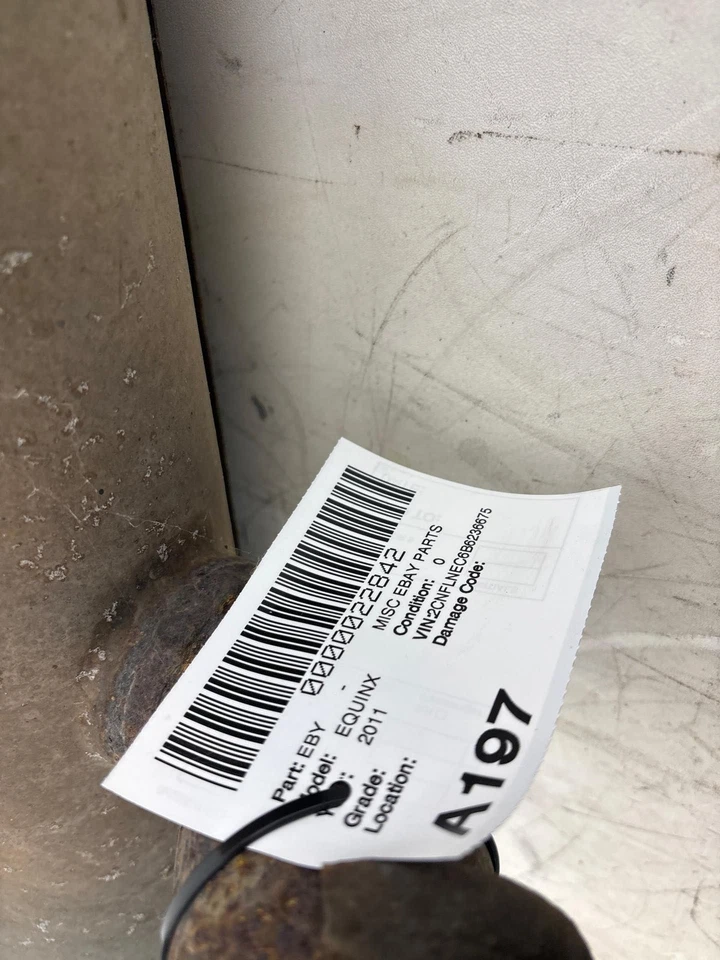 Silenciador sistema de escape trasero Chevrolet Equinox 2010-2017 OEM Foto 4 de 4