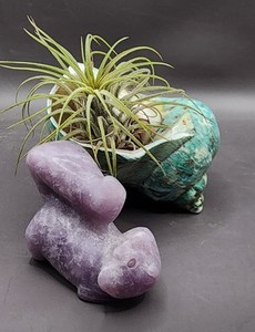 NEW Natural Stone Carved Small Alice In Wonderland Cheshire Cat Lepidolite