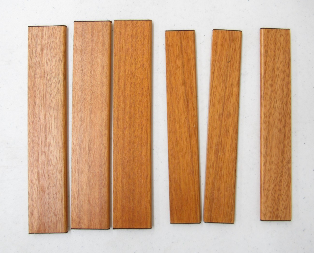 Davidoff Cigar Humidor Swiss-Made 13.75"x5.5"x8.75" w/ Solingen Scissors