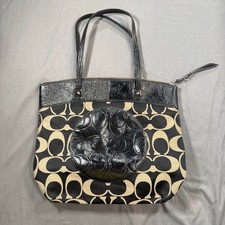 Coach F18335 Signature Black Patent Leather Tote Bag