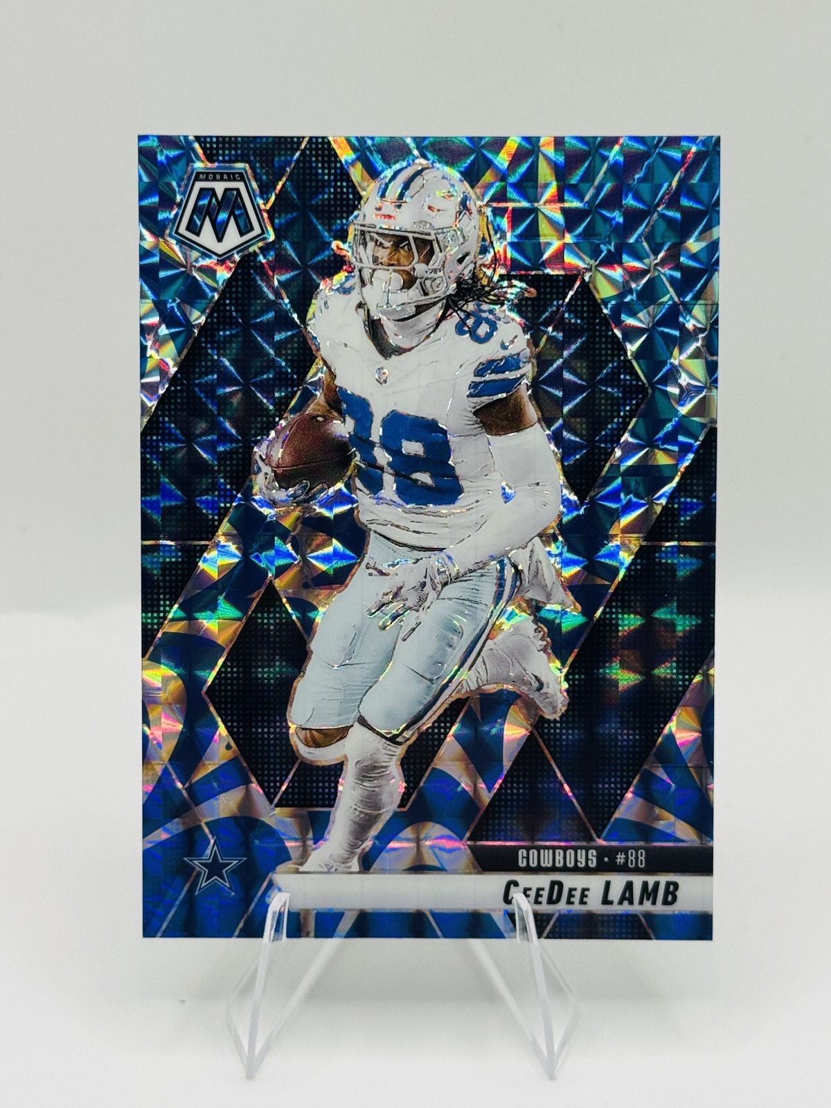 2025 Panini Mosaic - CeeDee Lamb #209 Reactive Blue Mosaic Prizm