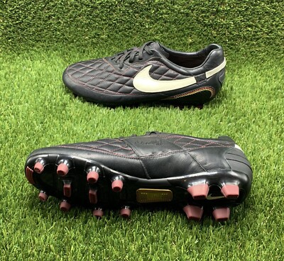 Nike Tiempo Ronaldinho Dois FREE GIFT (ref: Legend Elite Premier