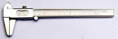 Messschieber Schieblehre Metall 6'' 150 mm Budgetbereich metrisch & Zoll