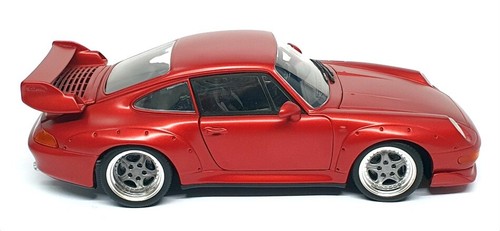UT Models 1/18 Scale 81123T - Porsche 911 - REWORKED Matt Red - Picture 3 of 5