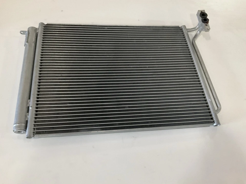 Condensador de aire acondicionado Vision 3103P para BMW X5 2000-2006 Foto 2 de 4