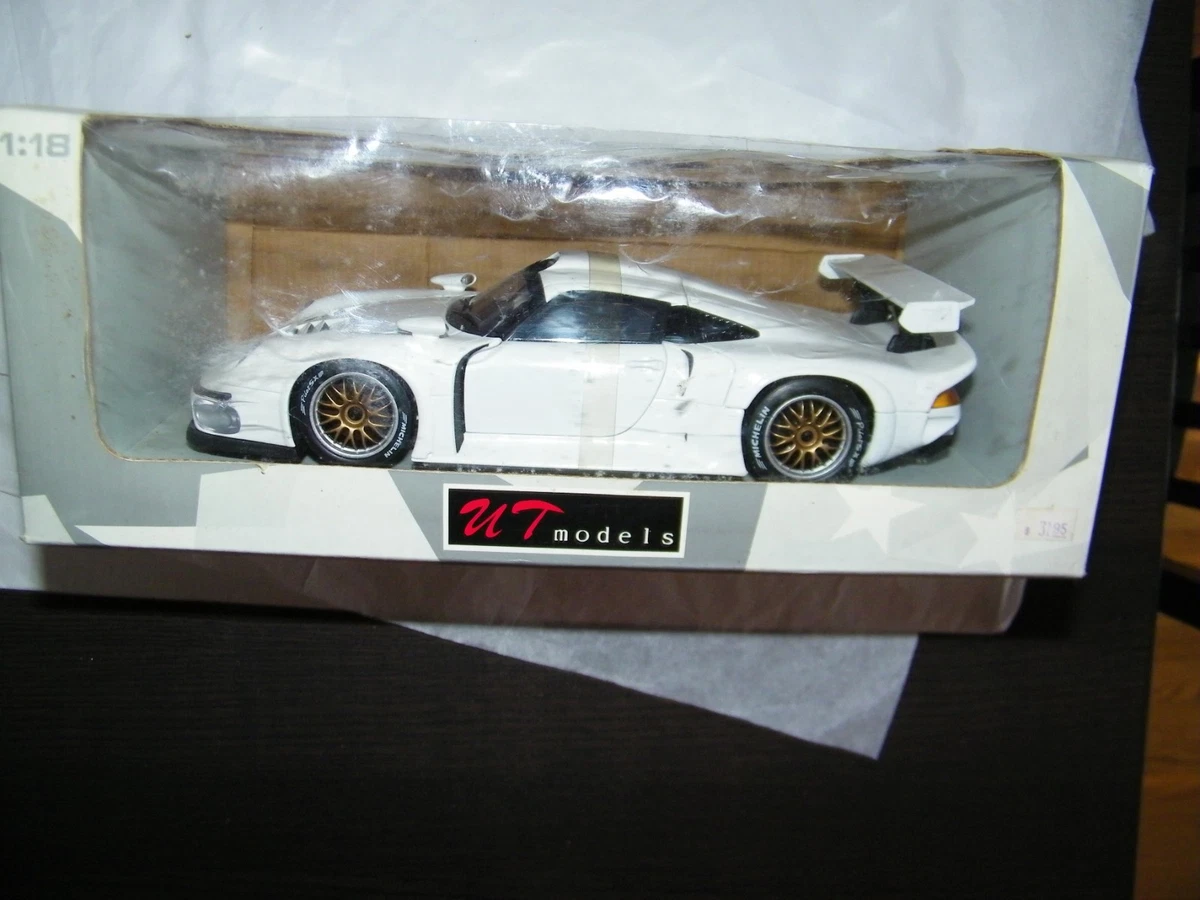 ポルシェ911RS UT 1/18 ポルシェ911RS UT 1/18 ポルシェ911RS UT 1/18 UT Porsche 1:18 Scale