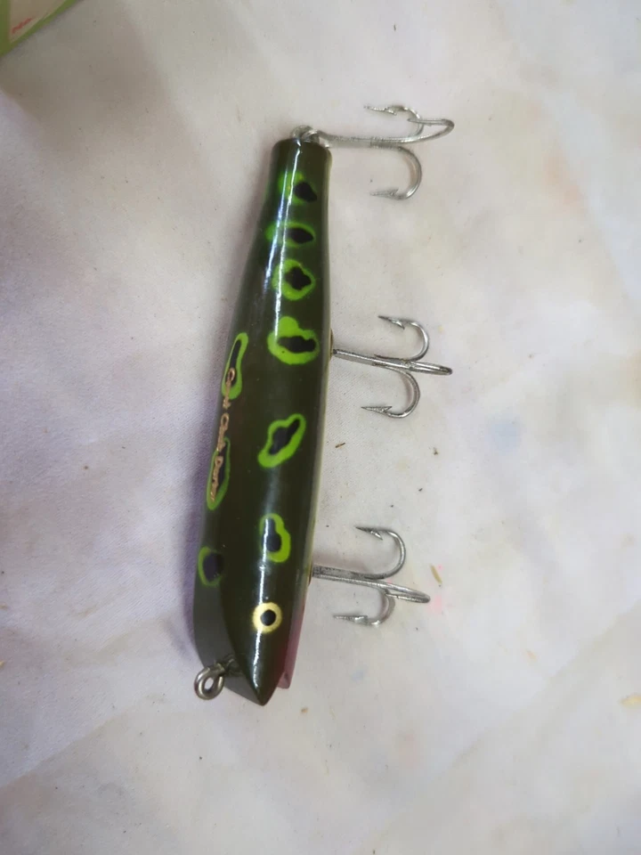 Señuelo Abercrombie & Fitch Chub Creek en muy buen estado en caja original #4-105 Foto 4 de 4