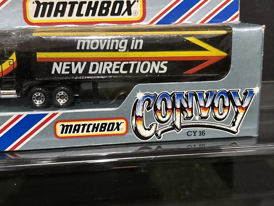 MATCHBOX 1983 RARE! CY9A MOVING IN NEW DIRECTIONS KENWORTH BOX TRUCK CONVOY CY16 - Image 4 of 4