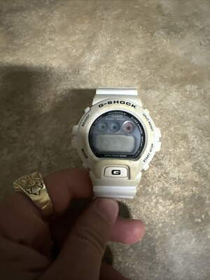 Vtg Men's Casio G Shock Quartz WR Digital Causal 50mm Round Watch