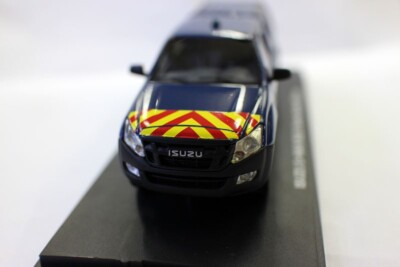 Isuzu D-Max Gendarmerie 1/43 - Voiture Miniature Résine, Collection, édition Limitée