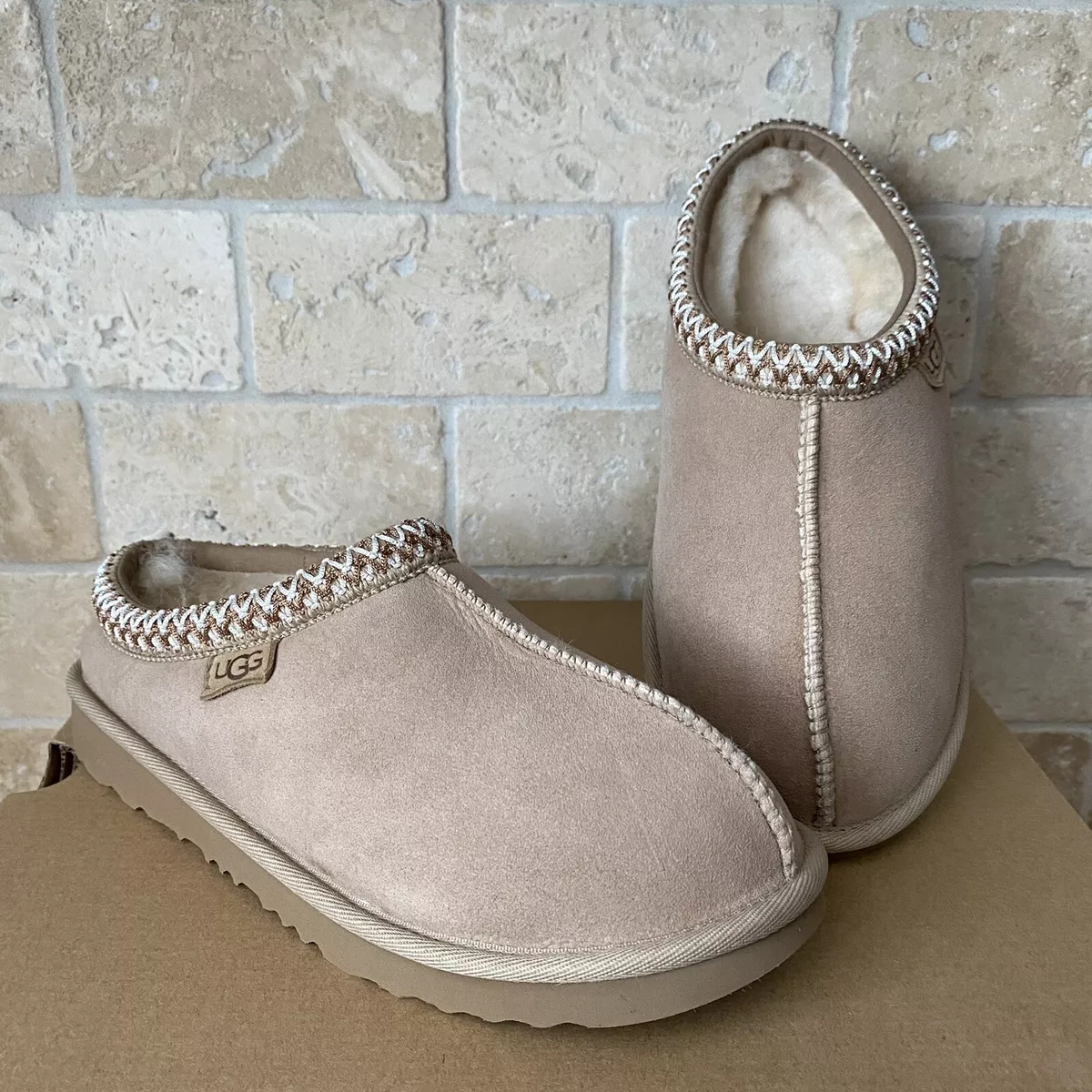UGG TASMAN BRAID SAND WHITECAP SUEDE SHEEPSKIN SLIPPERS KID YOUTH