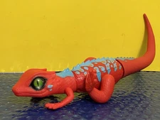 Robo Alive Lurking Lizard Series 2 Red Blue by Zuru Interactive Electronic Toy