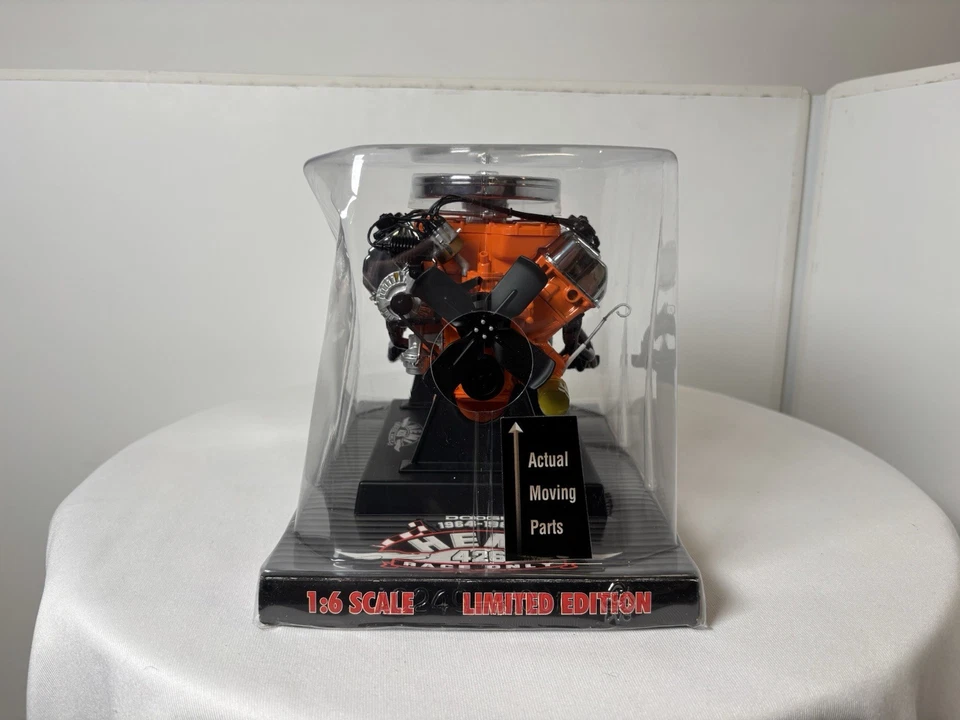 Liberty Classics Limited Edition Dodge 426 HEMI diecast engine Street Version. Foto 4 de 4