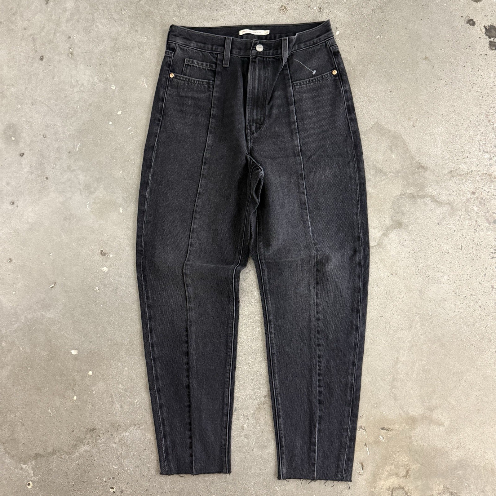 Levis High Waist Mom Jeans 29 Barrel Black Y2K Style New Without Tags-image