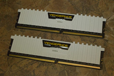 Corsair Vengeance DDR4 16gb 8x2 3200MHz Ram
