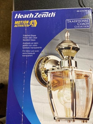 Heath Zenith HZ-4170-PB Farmhouse Brass Outdoor Light with Clear Beveled Glass