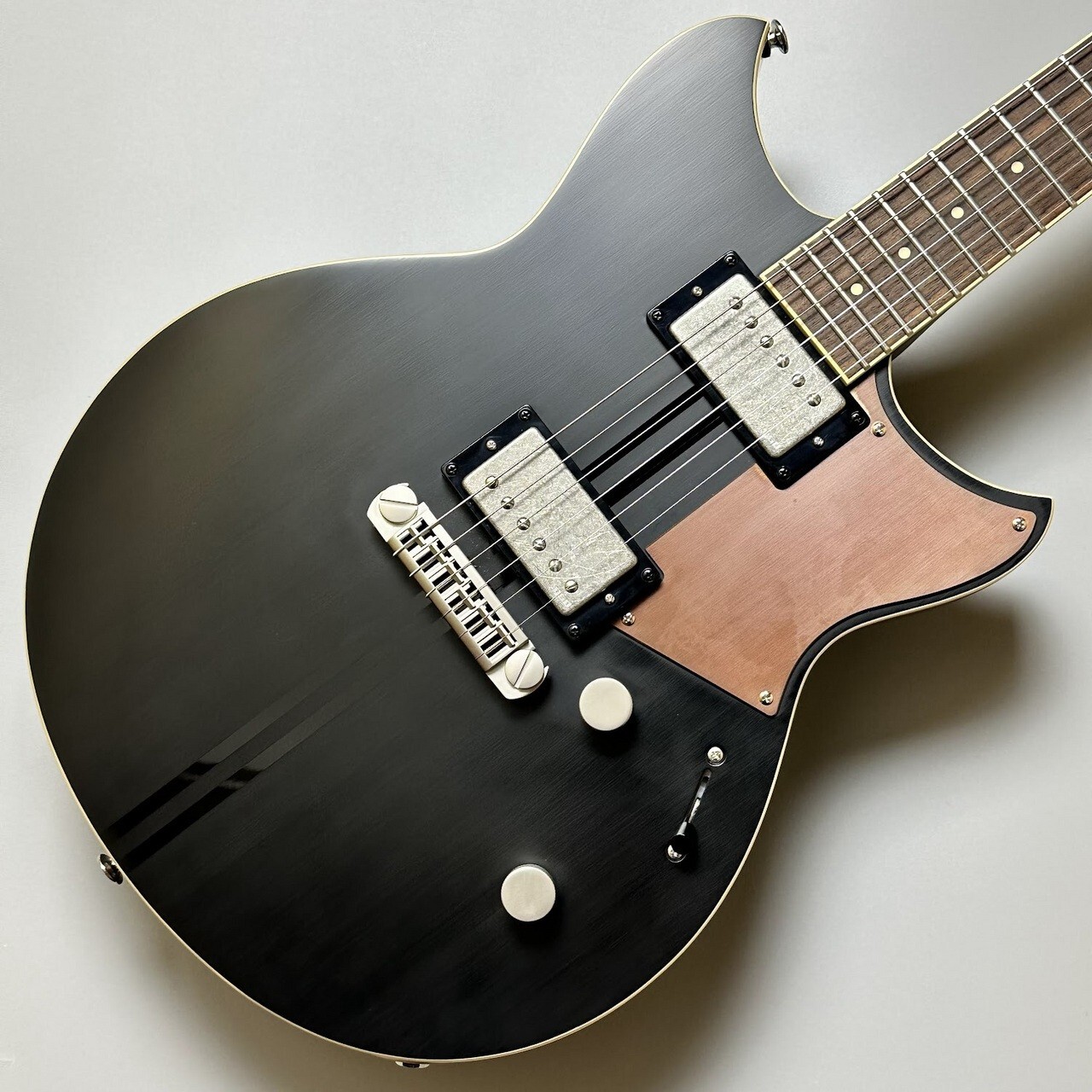 YAMAHA RSP20CR Electric Guitar for Enhanced Performance and Style