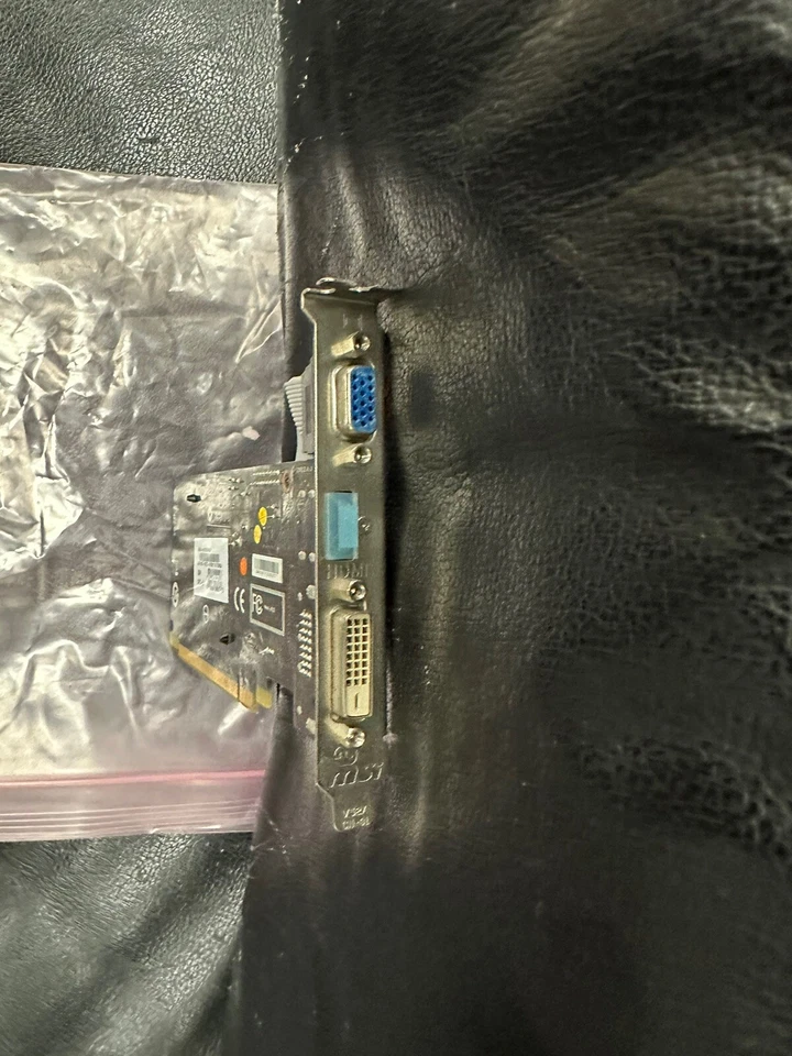 Tarjeta de video msi R5450 1GB SVGA DVI HDMI PCIe Foto 2 de 3