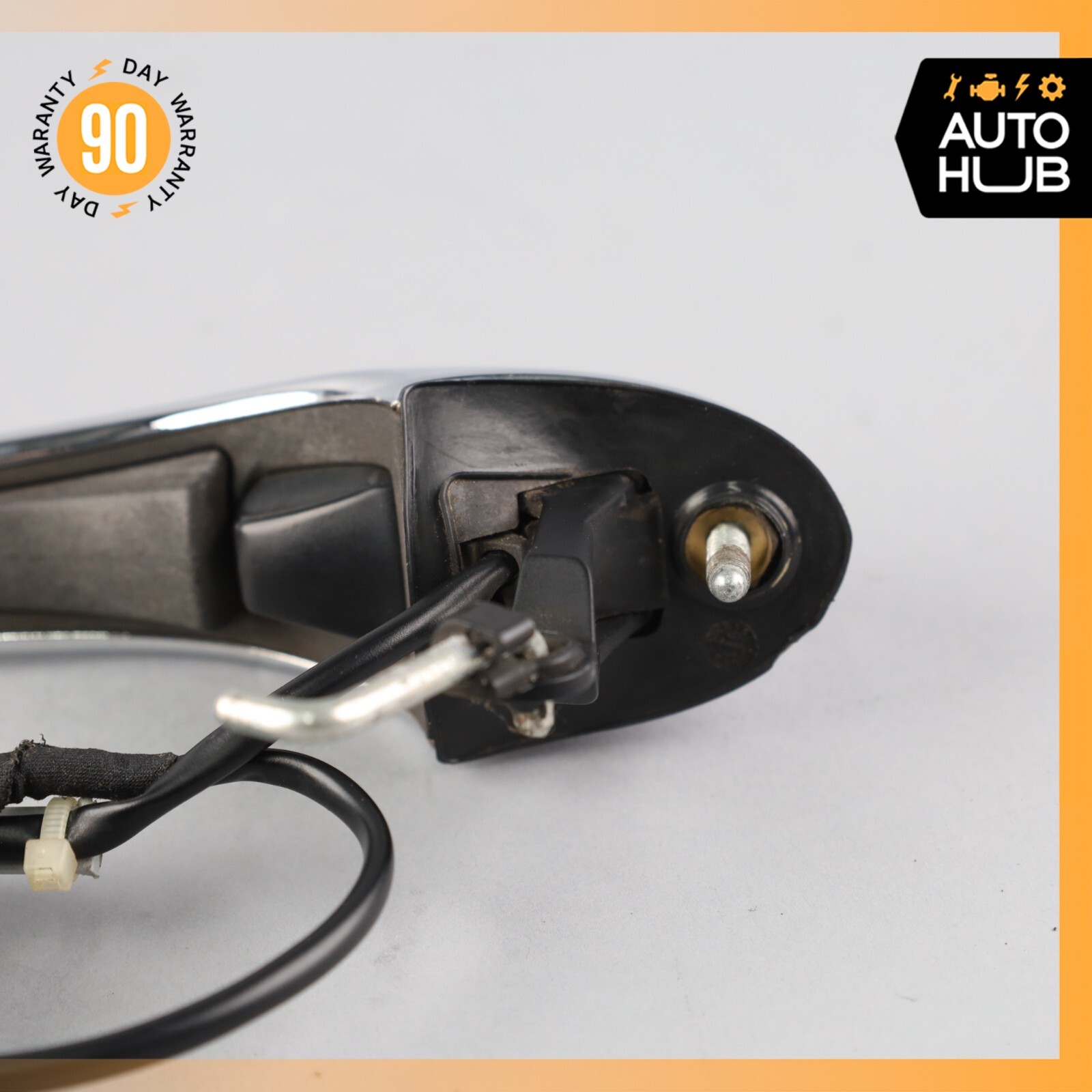 03-13 Maserati Quattroporte M139 Rear or Front Right Side Exterior Door Handle