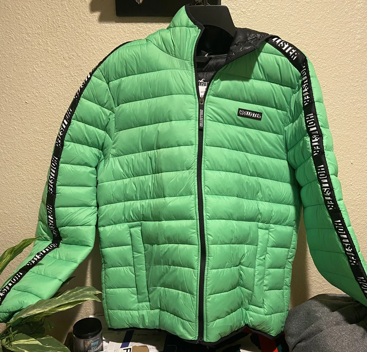 Hollister hotsell jacket green