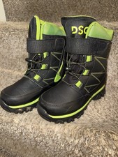 DSG 3M Thinsulate Kids Winter Snow Boots Kids Youth Size 13k Black / Green Volt