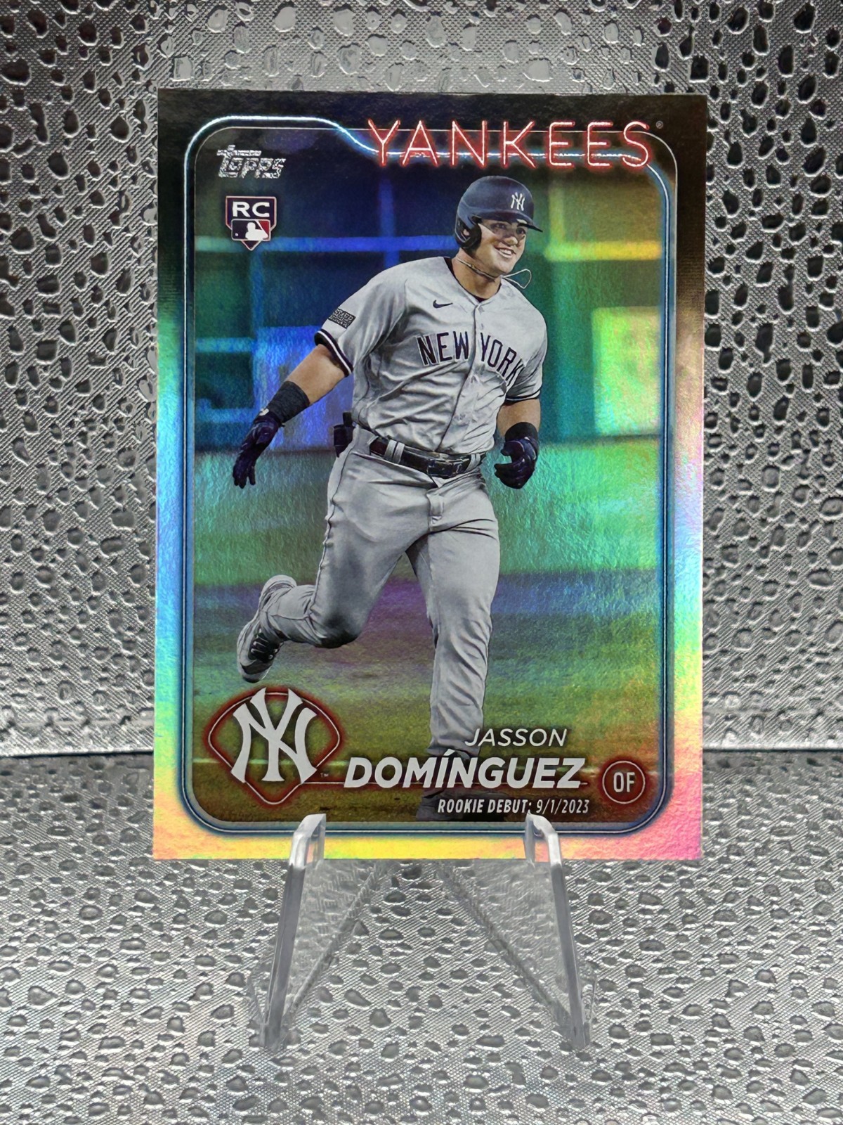 2024 Topps Update Series - Rookie Debut Jasson Dominguez #US175 Rainbow Foil RC