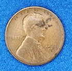 1933 D Lincoln Wheat Penny - Circulated - Has Good Details - Lincoln Has Mask