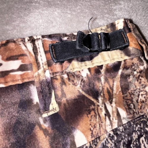 Pantaloni da caccia Pella Mossy Oak mimetici morbidi impermeabili taglia Med Reg USA 33" x 31" - Foto 11 di 15