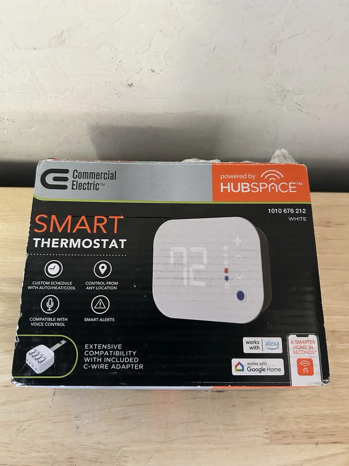 Commercial Electric HTSA15CWB Wi-Fi Bluetooth Smart Programmable Thermostat READ