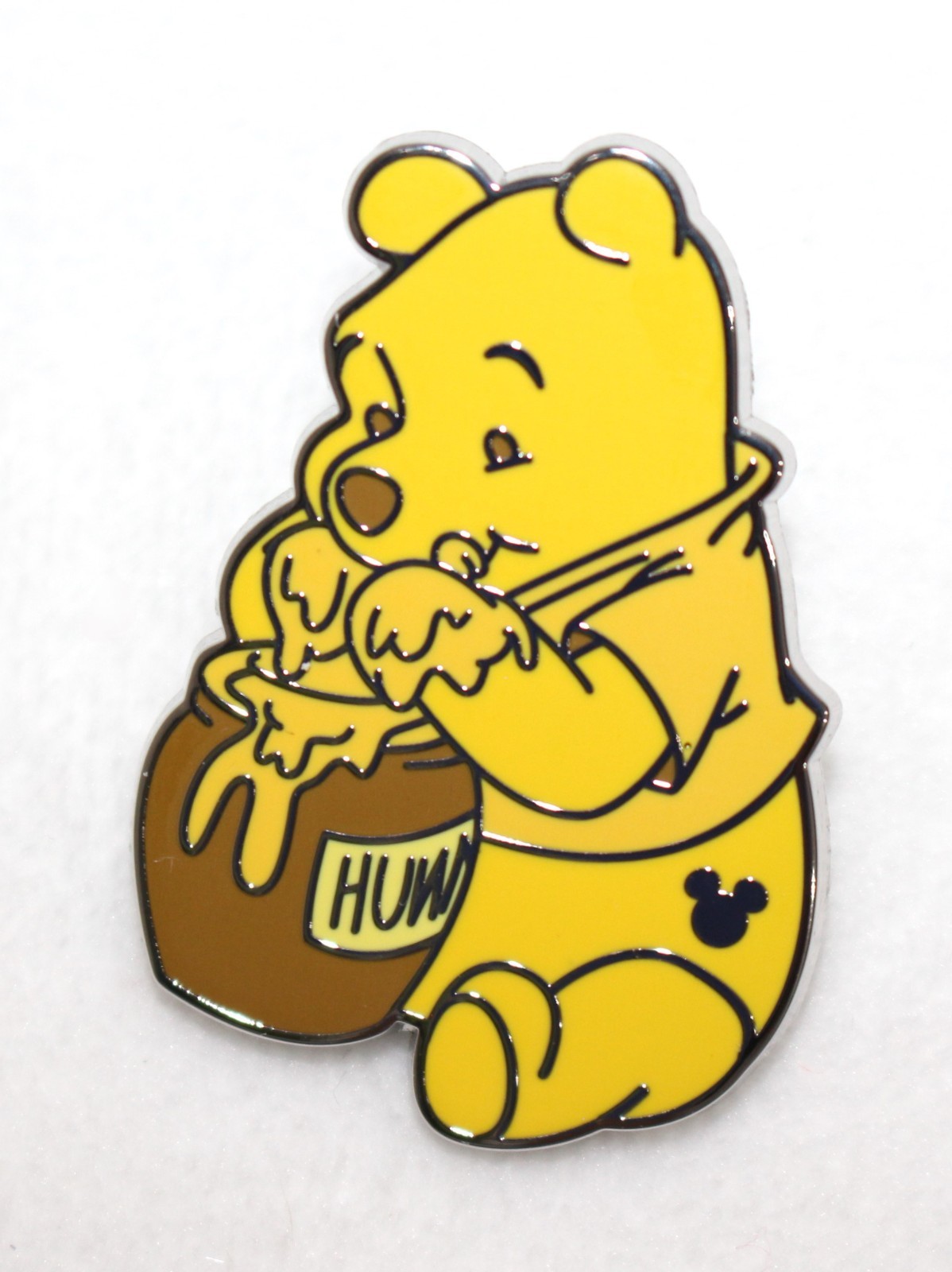 Disney Hidden Mickey Pin 2025 Disneyland Wave B Winnie The Pooh 4/5