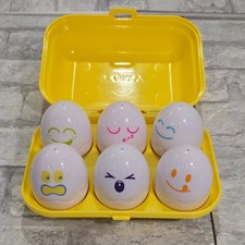 Tomy Hide N Squeak Eggs Carton Shape Color Sorting Toy 1993 Vintage Complete