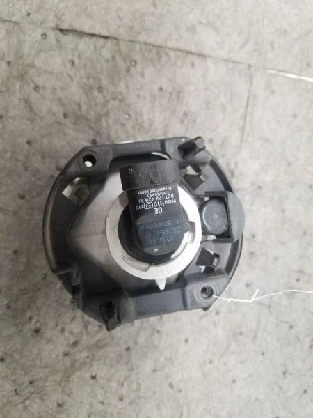 Cubierta de parachoques inferior antiniebla luz de esquina/estacionamiento para caravana 05-09 1056158 Foto 4 de 4