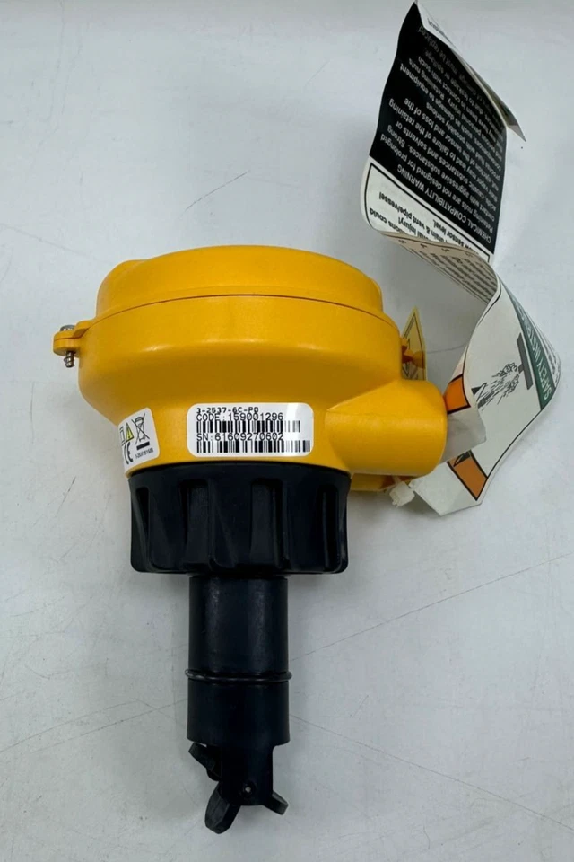 +GF+ Signet 3-2537-6C-P0 Paddlewheel Flow Sensor 159001296 - Image 3 of 4