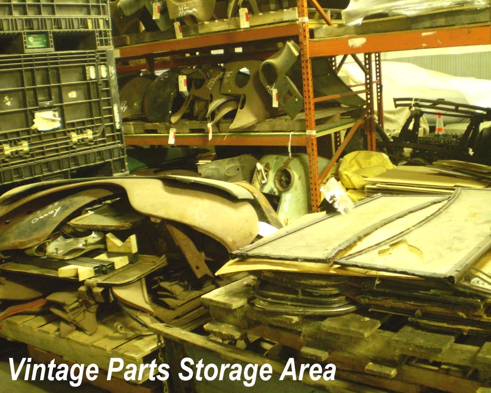 Jeep Cherokee Wagoneer 1993 1998 parachoques trasero moldura nuevo 55031800 CH1157151 R/L Foto 4 de 4