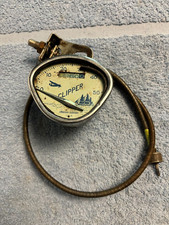 PREWAR STEWART WARNER CLIPPER BICYCLE SPEEDOMETER WITH CABLE / DRIVE