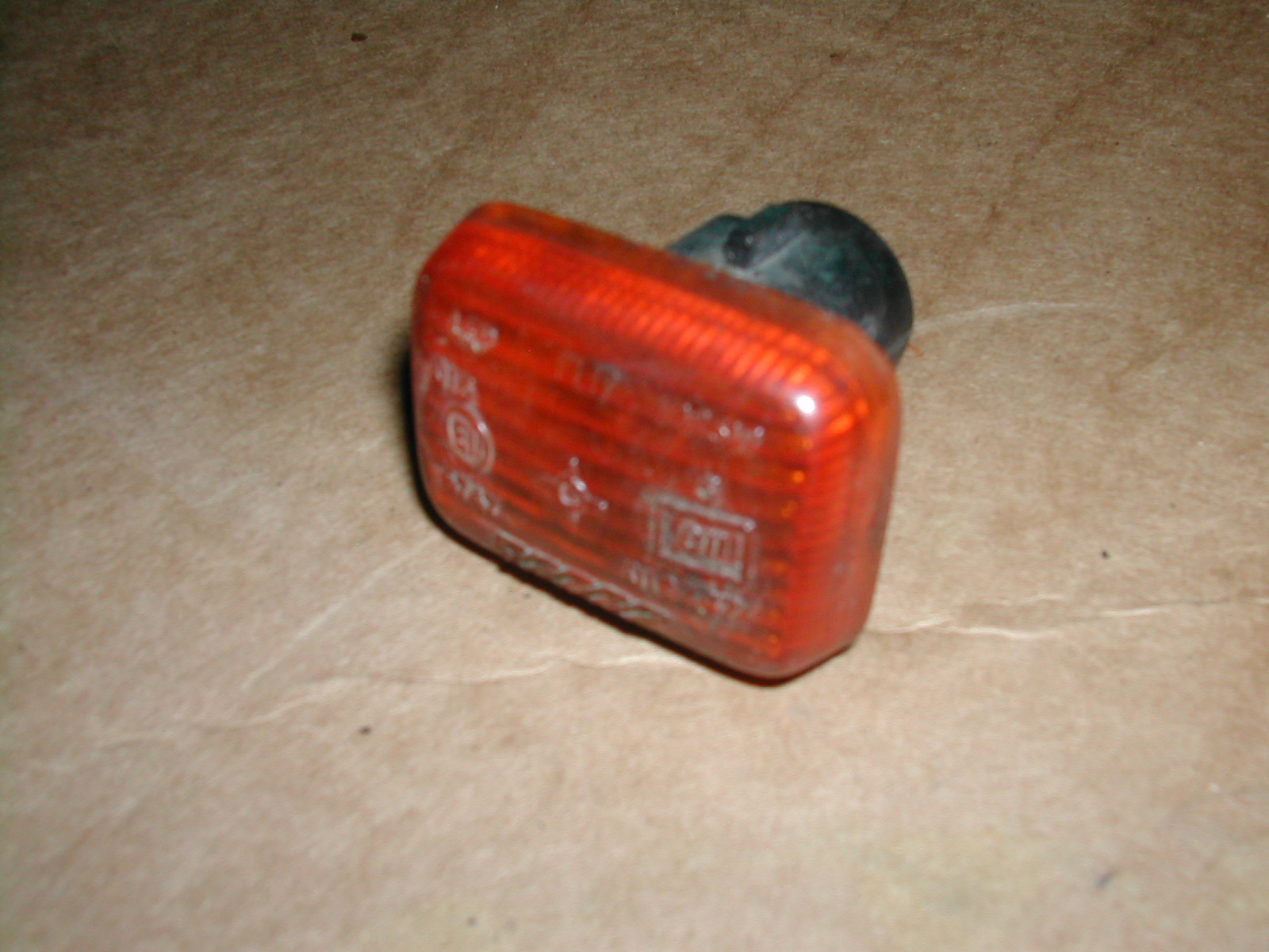 Leacy Classics Pair Of Front Side Indicator Amber Repeater Lenses - MG MGF, TF, Rover - AHU2592