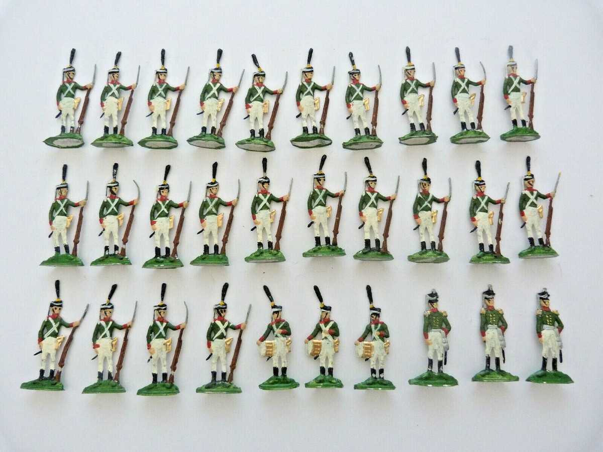 Plats d'étain - Zinnfiguren - Flat tin : 30 soldats russe 1er