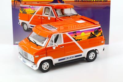 1:18 ACME 1976 Chevrolet G-Series VAN Good Times Machine orange 