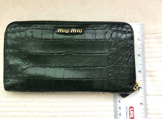小物 miu miu leather wallet dark green Authentic Miu Miu Wallet in Dark Green color | eBay
