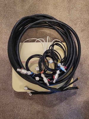 Waveform 4x4 MIMO Outdoor 5G Panel Antenna w/30' cables