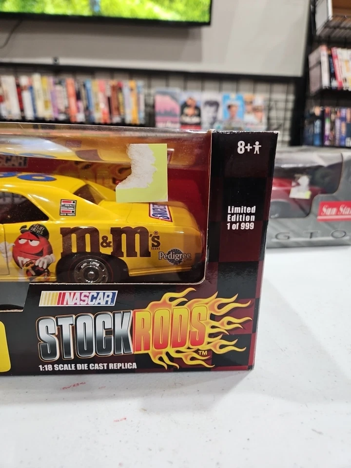 1966 Pontiac GTO Ken Schrader M&M varas de estoque Racing Champions 1/999 novo em escala 1/18 - Imagem 4 de 4