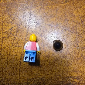 Lego Royal Knights 1843 6097 Dark Gray Neck-Protector Knight 3 Castle Minifigure