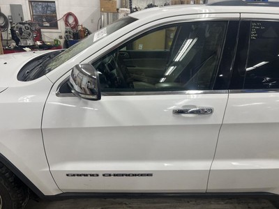 Driver Front Door Wk Body VIN E Or F 6th Digit Fits 11-22 GRAND CHEROKEE 223732