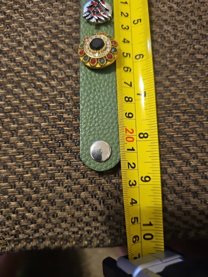Impresionante pulsera de cuero verde de Navidad broches de presión plateados pieza 8 5/8" Foto 3 de 4
