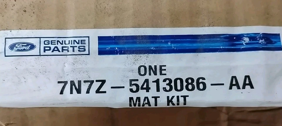 NUEVO OEM 07-10 Mercury Milan Juego de 2 alfombrillas de vinilo de goma negras FRONTALES Foto 2 de 2