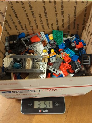 3 Lb Lot Of Random Building Blocks W/ Minifigures Please Read Before Buying Lego