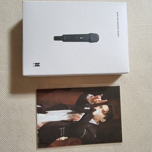 [BTS] BTS HYBE INSIGHT Visitor Only BTS MIC BADGE + PHOTOCARD - Picture 37 of 45