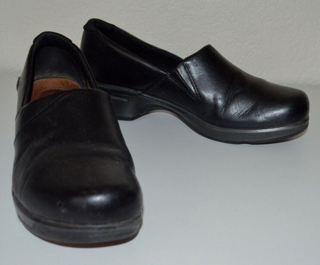 Scarpe donna Keen Mora taglia 10 mocassini neri in pelle casual comodi slip on